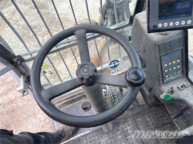 Terex Fuchs MHL320 Pelle De Manutention Wheel Material Handler معدات البناء - غير ذلك