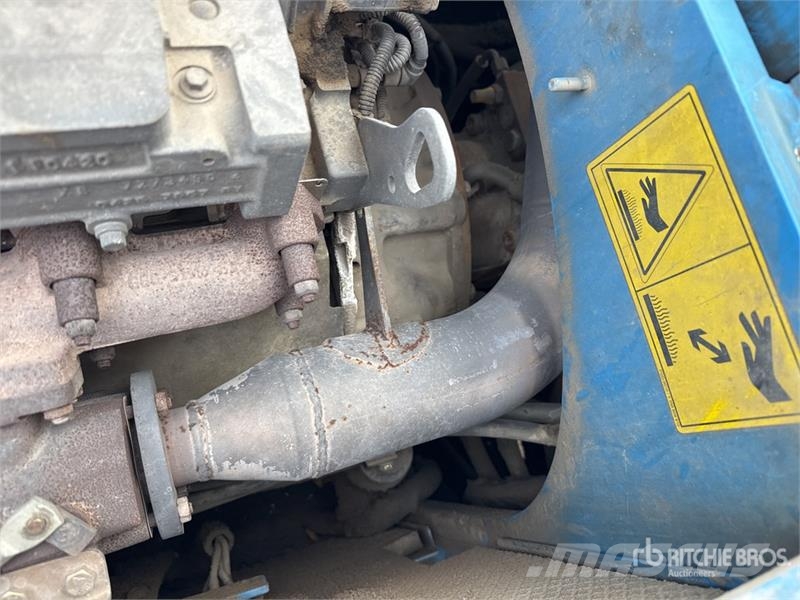 Terex Fuchs MHL320 Pelle De Manutention Wheel Material Handler معدات البناء - غير ذلك