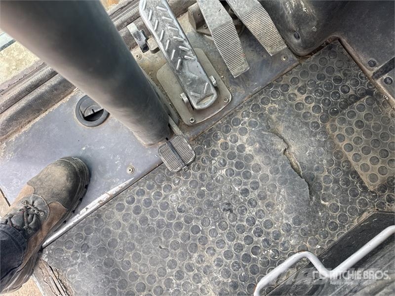 Terex Fuchs MHL320 Pelle De Manutention Wheel Material Handler معدات البناء - غير ذلك