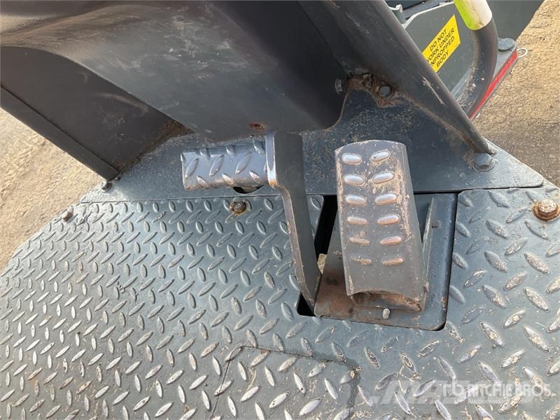 Terex TA3sh 4x4 Swivel Dumper Mini pašizgāzēji