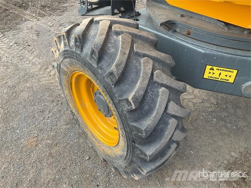 Terex TA3sh 4x4 Swivel Dumper Mini pašizgāzēji