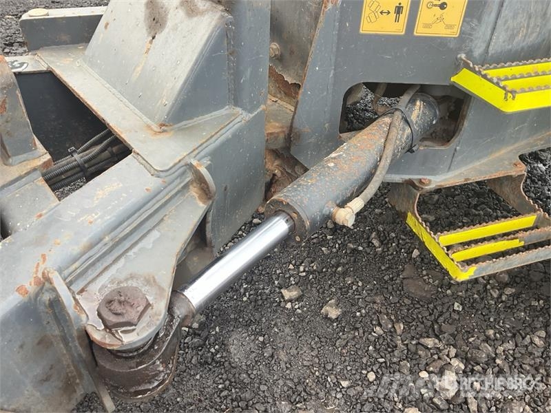 Terex TA6 Ne cestni demperji