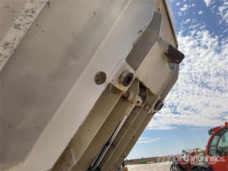 Terex TA65 4x4 Swivel Dumper عربات نقل قلابة للمواقع