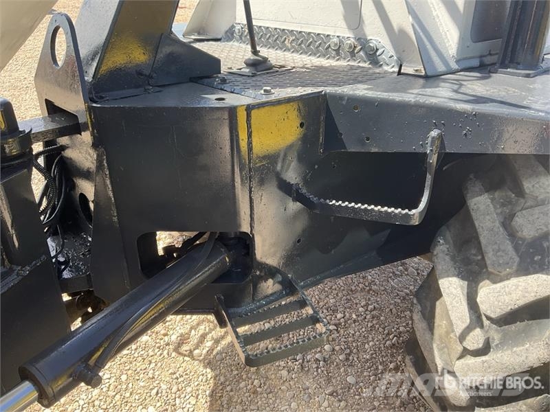 Terex TA65 4x4 Swivel Dumper عربات نقل قلابة للمواقع