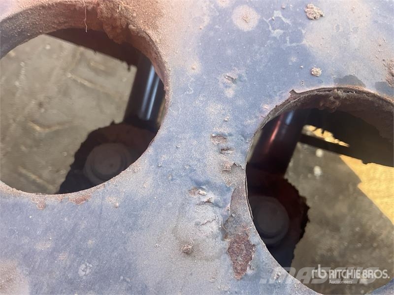 Terex TA6S Ne cestni demperji