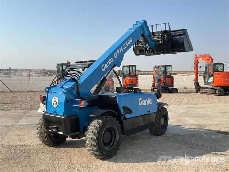 Terex Telelift 2306 Carretillas telescópicas