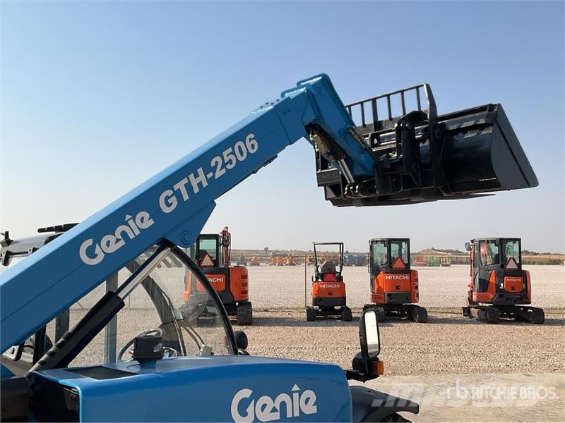 Terex Telelift 2306 Carretillas telescópicas