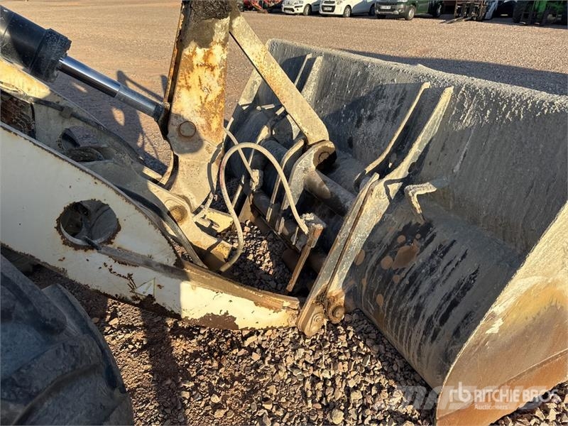 Terex TL120 Фронтальні навантажувачі
