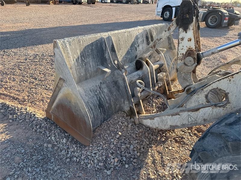 Terex TL120 Фронтальні навантажувачі
