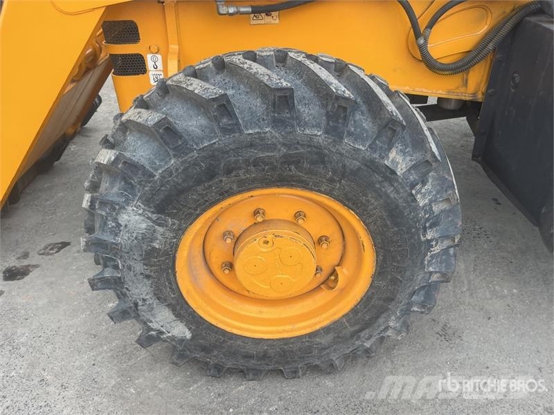 Terex TLB 844 SX4 4x4 Backhoe Loader Ekskavaatorlaadurid