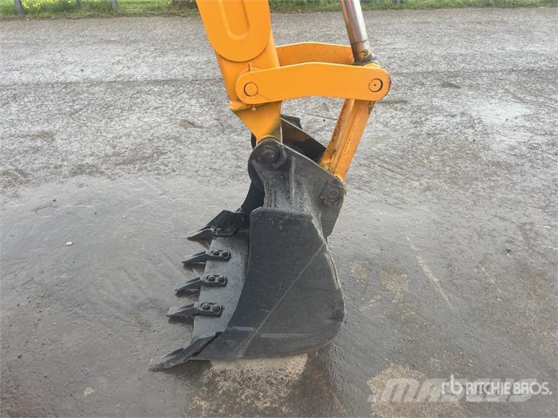 Terex TLB 844 SX4 4x4 Backhoe Loader Ekskavaatorlaadurid