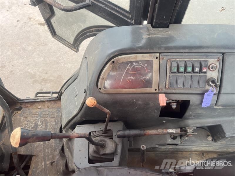 Terex TLB 844 SX4 4x4 Backhoe Loader Ekskavaatorlaadurid
