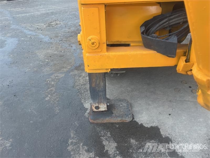 Terex TLB 844 SX4 4x4 Backhoe Loader Ekskavaatorlaadurid