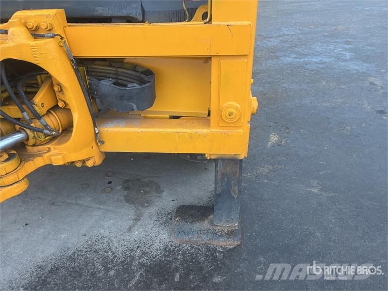 Terex TLB 844 SX4 4x4 Backhoe Loader Ekskavaatorlaadurid