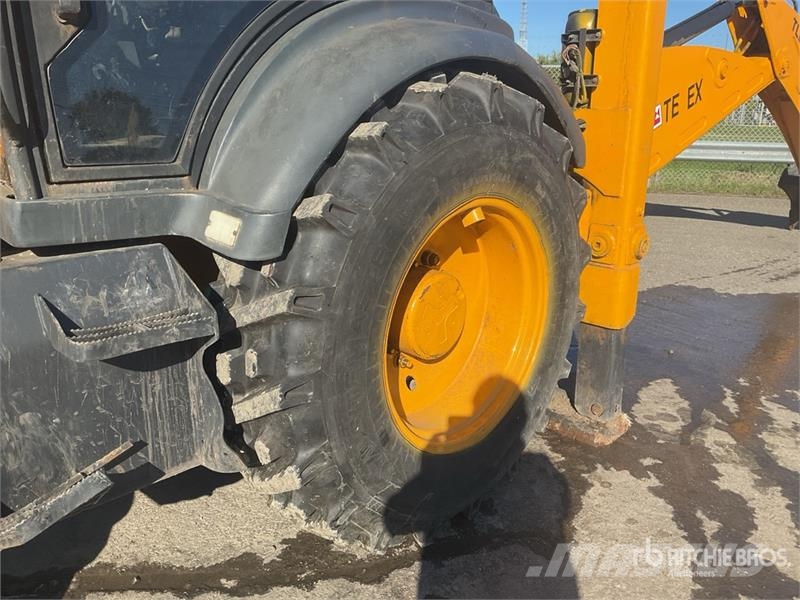 Terex TLB 844 SX4 4x4 Backhoe Loader Rovokopači