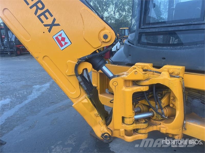 Terex TLB 844 SX4 4x4 Backhoe Loader Ekskavaatorlaadurid