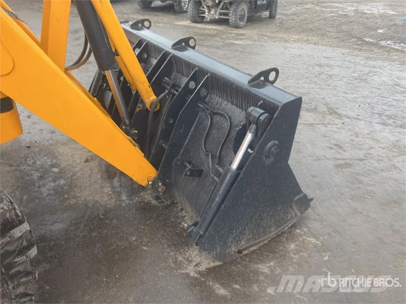 Terex TLB 844 SX4 4x4 Backhoe Loader Ekskavaatorlaadurid