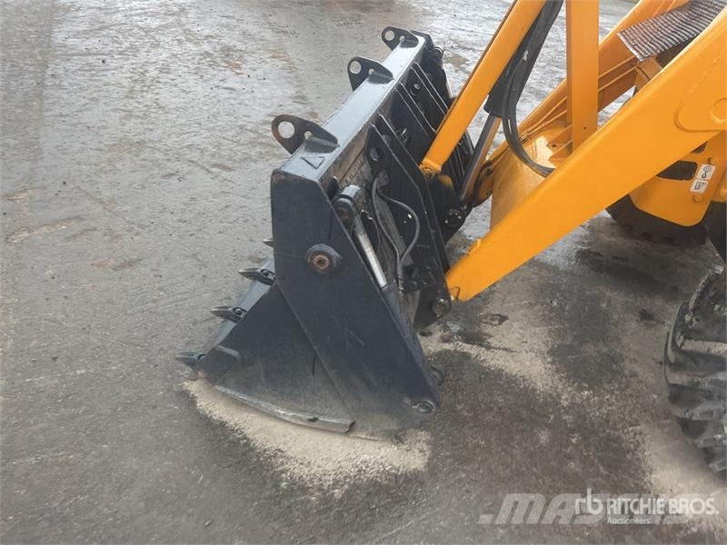 Terex TLB 844 SX4 4x4 Backhoe Loader Ekskavaatorlaadurid