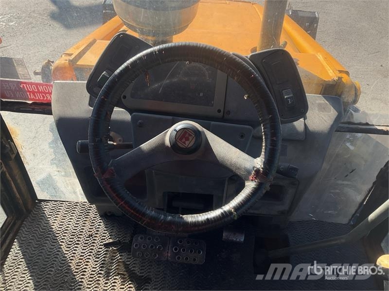 Terex TLB 844SX4 4x4 Backhoe Loader Ekskavatori-iekrāvēji