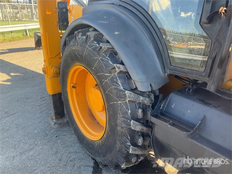 Terex TLB 844SX4 4x4 Backhoe Loader Ekskavatori-iekrāvēji