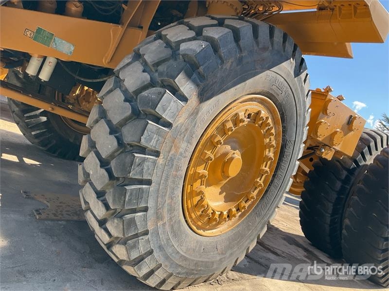 Terex TR100 ساحبات مفصلية