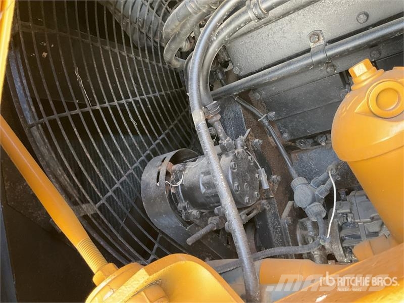 Terex TR100 ساحبات مفصلية