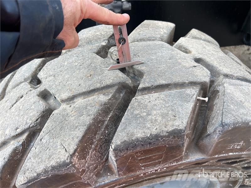 Terex TW110 Pelle De Manutention Wheel Material Handler معدات البناء - غير ذلك