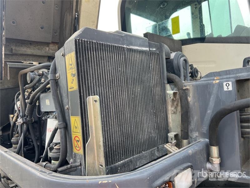Terex TW110 Pelle De Manutention Wheel Material Handler معدات البناء - غير ذلك