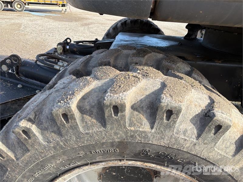 Terex TW85 Pelle À Pneu Wheel Excavator حفارات بعجل