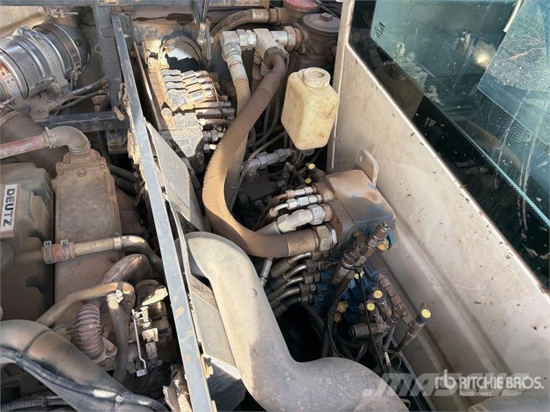 Terex TW85 Pelle À Pneu Wheel Excavator حفارات بعجل