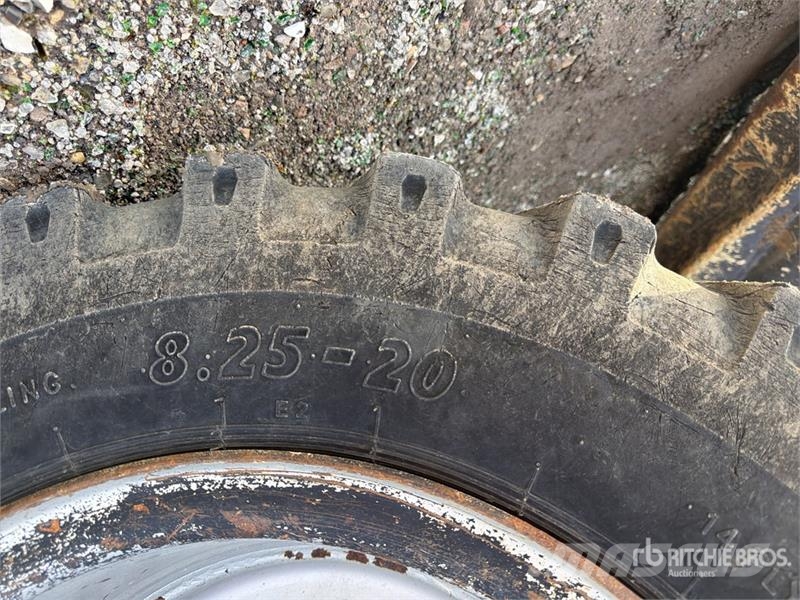 Terex TW85 Pelle À Pneu Wheel Excavator حفارات بعجل
