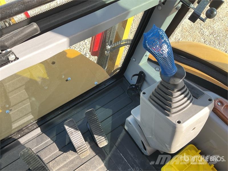 Terramax WZ388 4x4 Backhoe Loader (Unused) Backhoe loaders