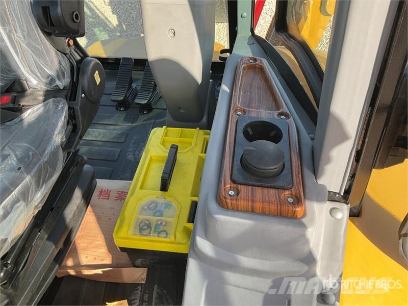Terramax WZ388 4x4 Backhoe Loader (Unused) Backhoe loaders