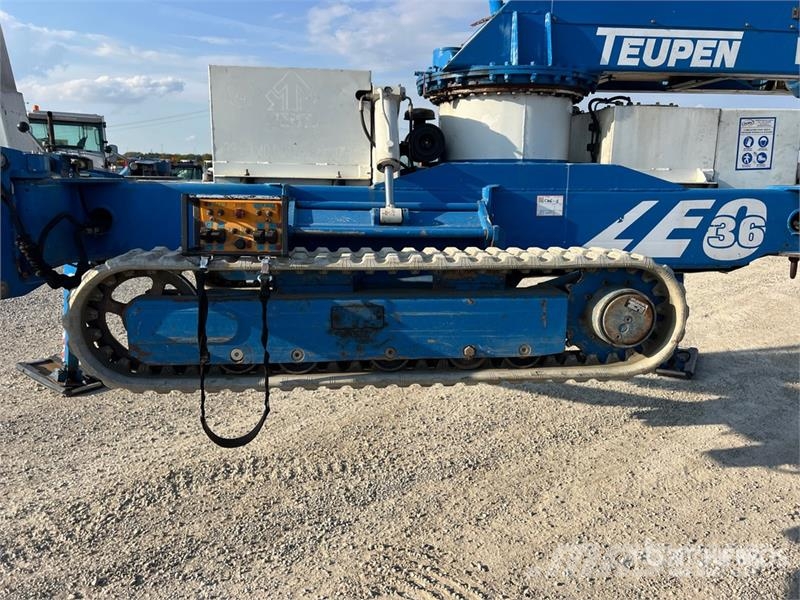 Teupen LEO 36 H Crawler Articulating Boom Lift Zglobne dvižne ploščadi