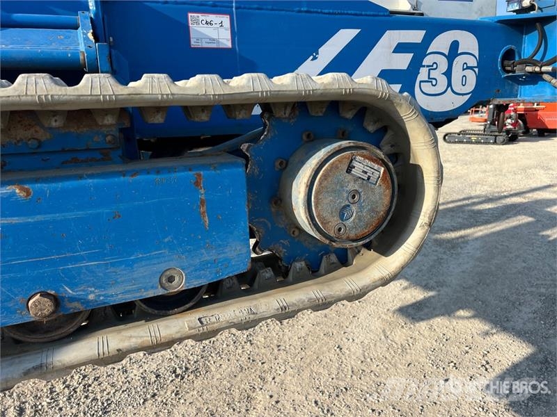 Teupen LEO 36 H Crawler Articulating Boom Lift Zglobne dvižne ploščadi
