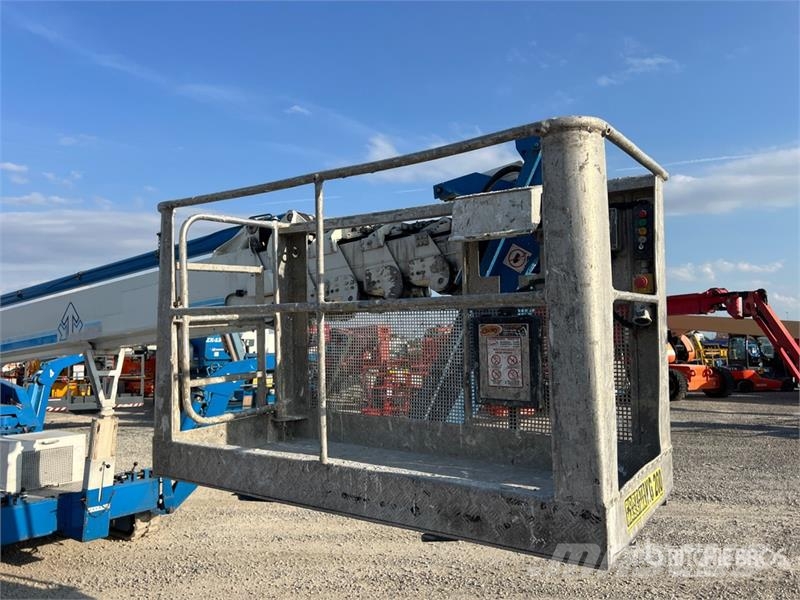 Teupen LEO 36 H Crawler Articulating Boom Lift Zglobne dvižne ploščadi
