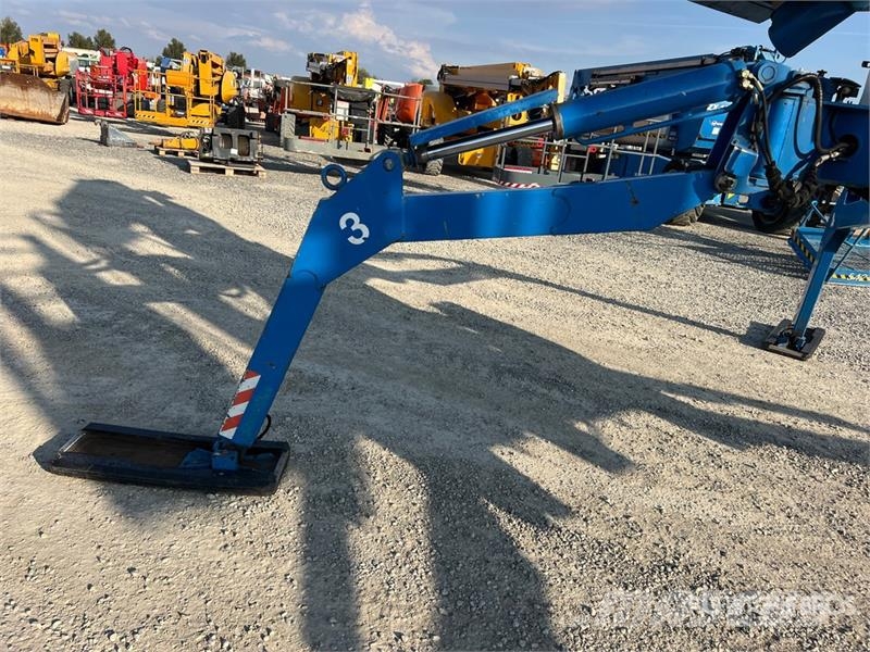 Teupen LEO 36 H Crawler Articulating Boom Lift Zglobne dvižne ploščadi