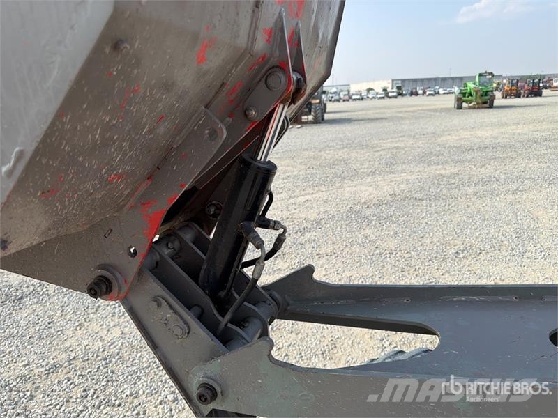 Thwaites MACH201 Vehículos compactos de volteo