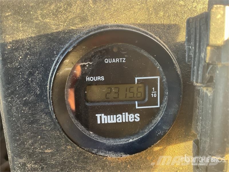 Thwaites MACH201 Vyklápěcí dempry