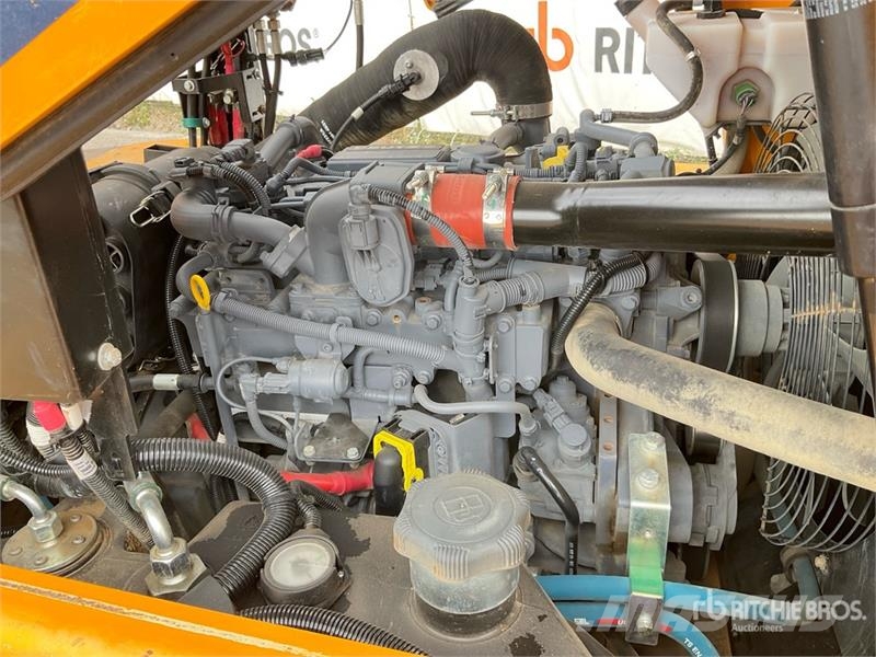 Thwaites MACH2290 9 ton 4x4 Dumper Dumpere