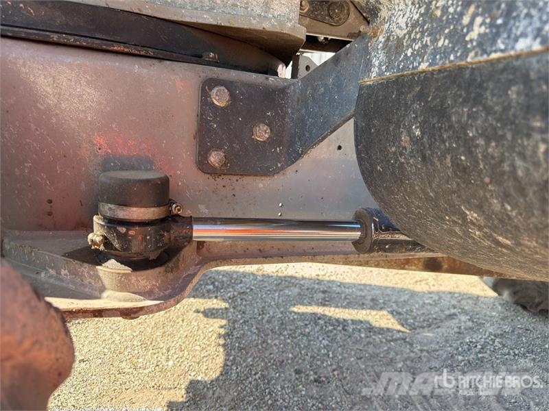 Thwaites Mach444 4.5 t 4x4 Swivel Motobasculeur Dumper Ne cestni demperji