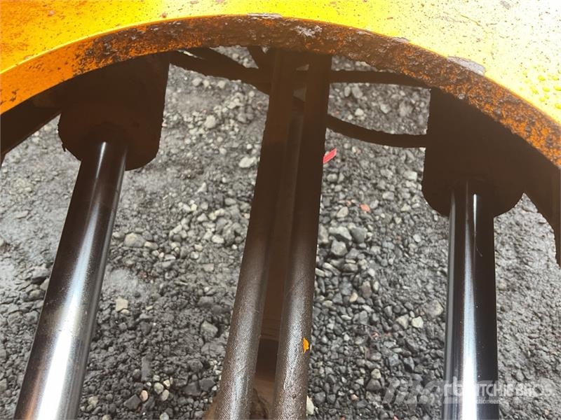 Thwaites MACH573 3 ton 4x4 Swivel Dumper Mini Dumpers