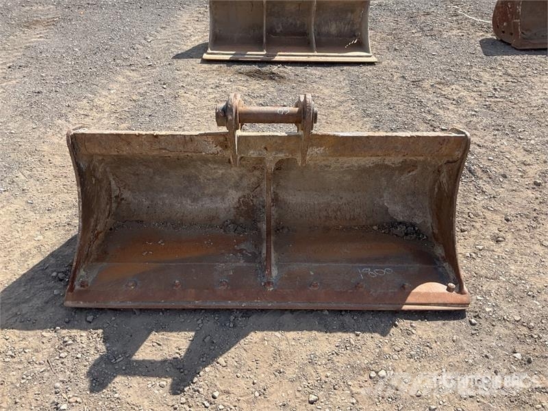  Tighe 1800 mm Cleanup Excavator Bucket Godet