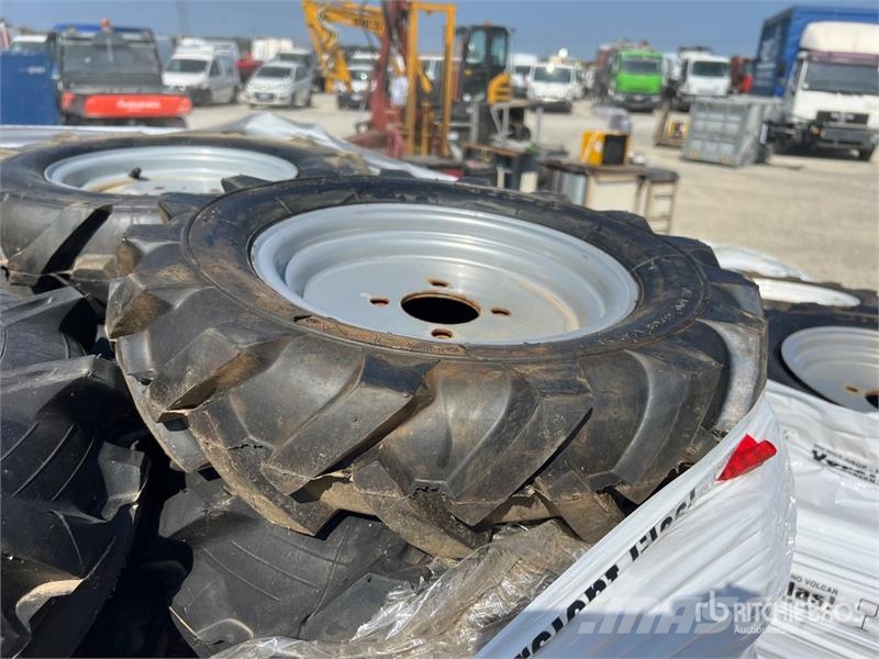 Tires (Unused) Renkaat ja vanteet