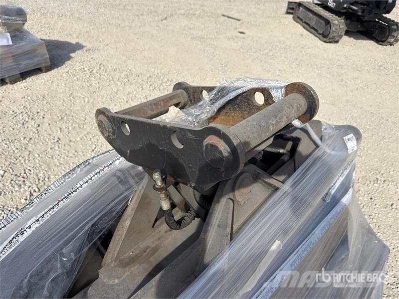 TM benne Qty of Excavator Attachments 기타 부품