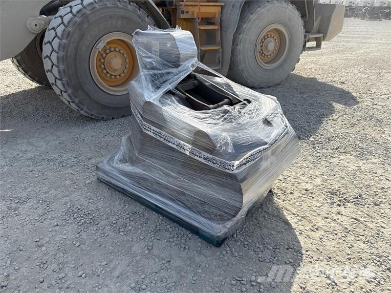 TM benne Qty of Excavator Attachments 기타 부품