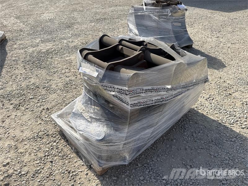 TM benne Qty of Excavator Attachments 기타 부품