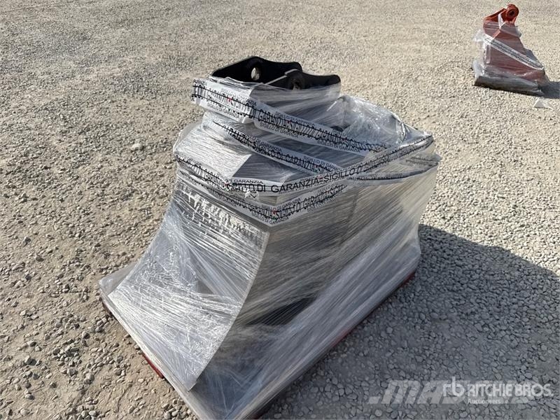 TM benne Qty of Excavator Attachments 기타 부품