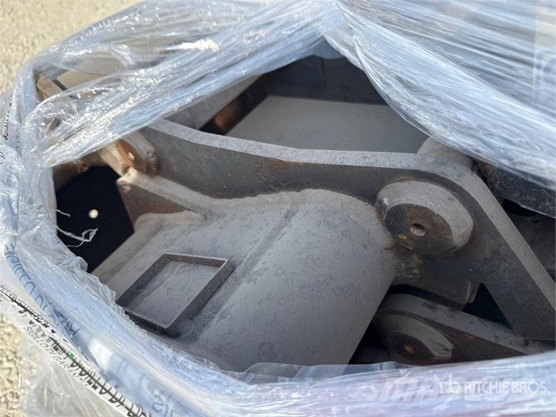 TM benne Qty of Excavator Attachments 기타 부품