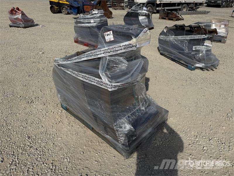 TM benne Qty of Excavator Attachments 기타 부품